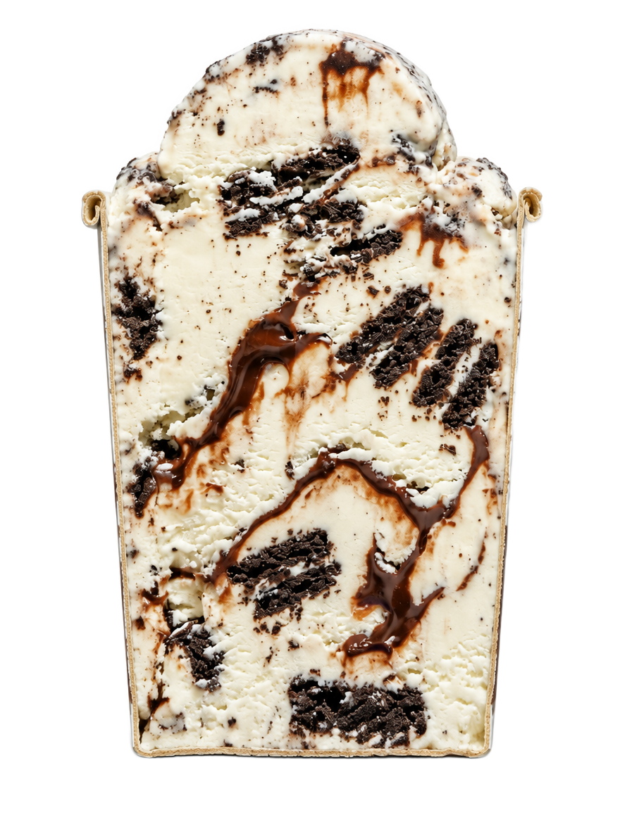Pote de helado Nook cortado por la mitad, con trocitos de galleta y salsa de chocolate por dentro